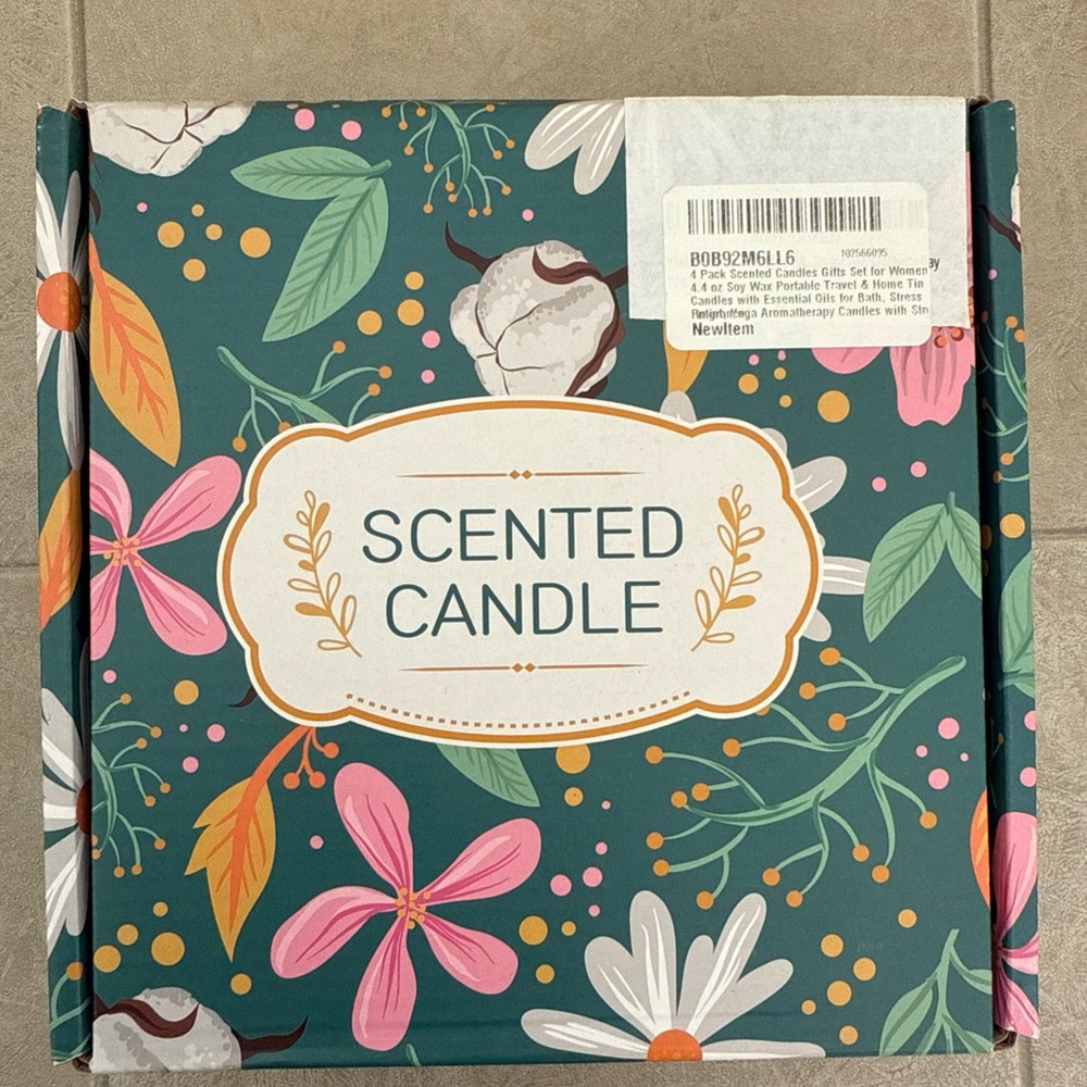 Scented Candle - Floral Design 4 piece in one box